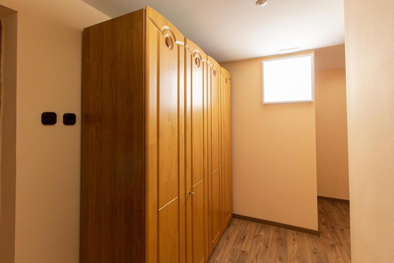 Deli Terasz B Free Parking, Self-check-in Anytime Apartmán *